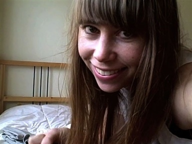 Leanne Sings and Sews Video