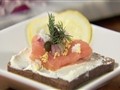 How to Make a Smoked Salmon Platter