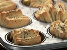 How to Make Poppy Seed Dinner Rolls