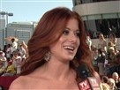 2008 Emmy Awards: Debra Messing