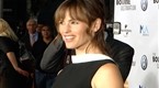 E! News Now: Jennifer Garner's Baby Bump Pics