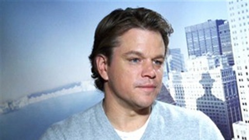 Matt Damon and Emily Blunt on "The Adjustment Bureau"