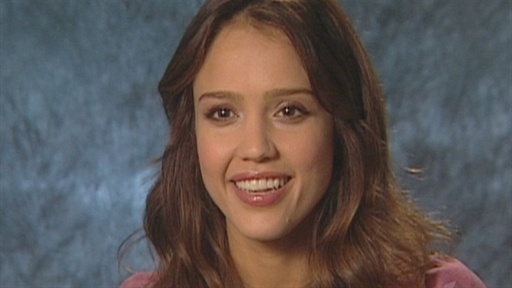 Jessica Alba describes how her character Sue Storm/The Invisible Woman uses 