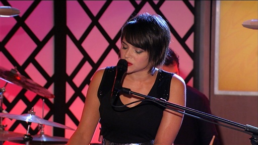 Norah Jones - Chasing Pirates