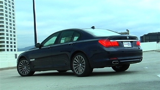 Bmw 750i X. 2009 BMW 750i Road Test