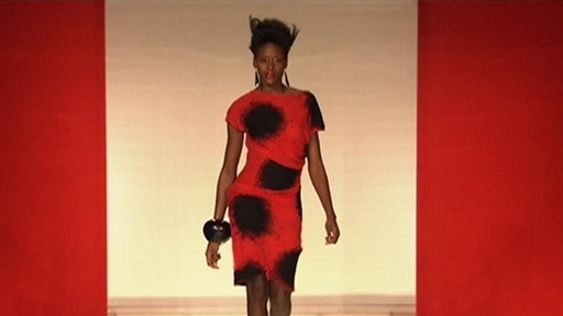 Episode 6: Laury's Catwalk