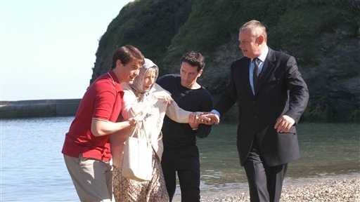 katherine parkinson doc martin. Doc Martin Episode: quot;Going