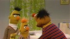 Sesame Street: Bert And Ernie Water Sports