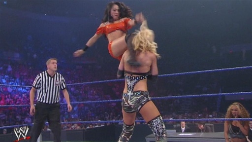 Gail Kim Vs. Michelle McCool Video