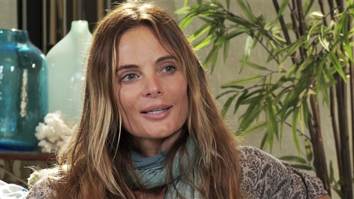 Gabrielle Anwar on Season 4