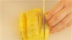 Epicurious: Cutting a Pineapple
