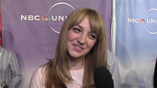 Abby Elliot on the Press Tour Video