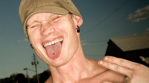 Report: Most College Males Admit to Regularly Getting Stoked