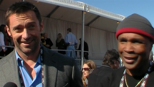 Hugh Jackman & Sugar Ray Leonard Box It Out in 'Real Steel' Video