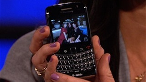 BlackBerry Bold 9700 Review Video