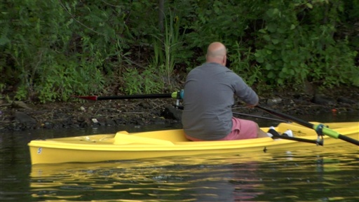 Boston: Zimmern Rows the Mighty Charles