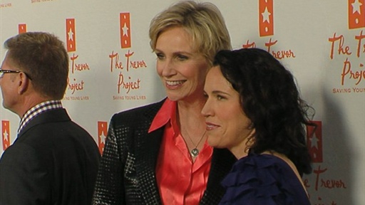 Jane Lynch: It's 'Tea for Two' With Katie Couric On 'Glee' Video
