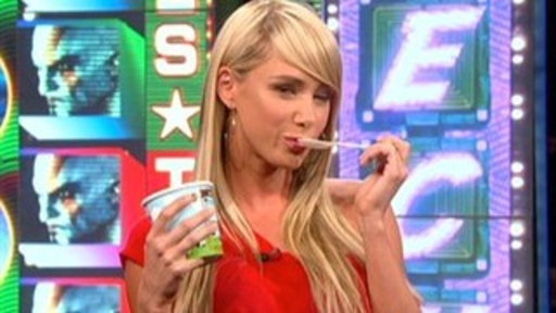 Sara Underwood Tries Schweddy Balls