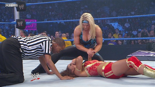 Divas Champion Eve & Beth Phoenix Vs. Maryse & Layla