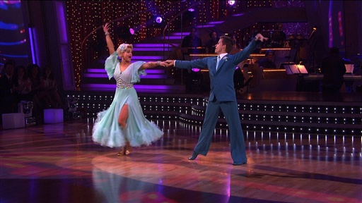 Week 8 - Kelly Osbourne's Foxtrot