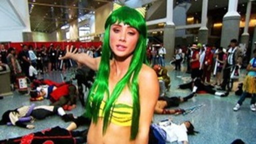 Sara Underwood Cosplays at Anime Expo Video
