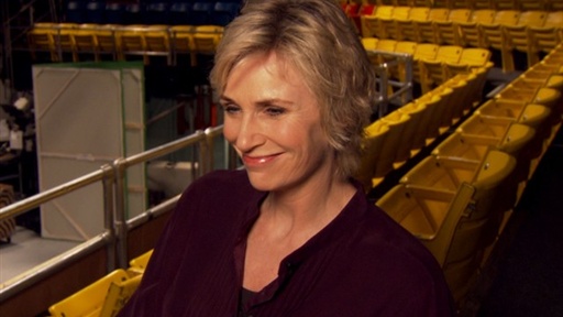 Who Will Jane Lynch Dress up As On Halloween? Video