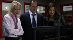 play video on Hulu Plus