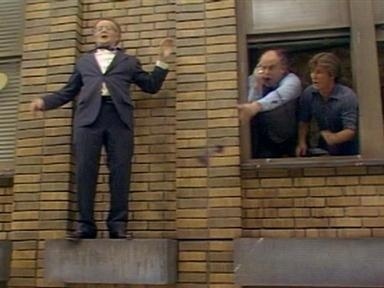 Les On A Ledge