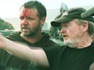 Russell Crowe Takes On Robin Hood