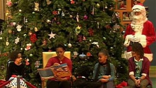 Bo Obama Meets Santa