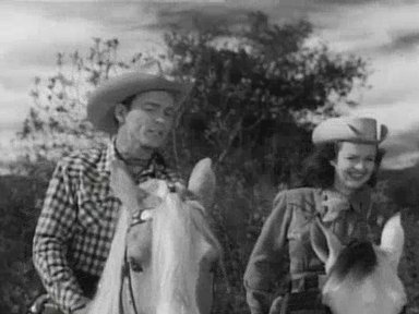 The Roy Rogers Show : Outlaw's Town