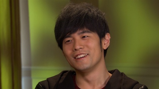 Jay Chou Kicks Butt in 'the Green Hornet' Video