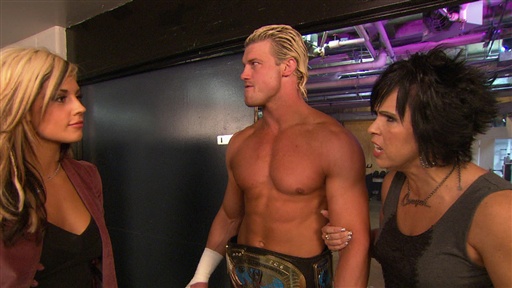 Kaitlyn Makes an Appearance On SmackDown