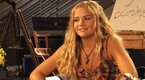 Fox Lounge: Mercedes & Maddie, Part 1