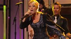 Carrie Underwood - Undo It