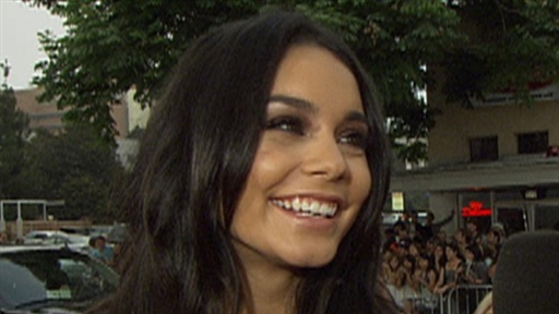 Vanessa Hudgens On Comic-Con: 'I'm Stoked' Video