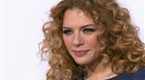 E! News Now: "New Moon" Babe Skips Premiere