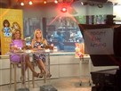 KLG, Hoda Discuss Women Sizing up Other Women