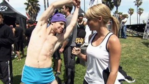 Fans Take On the "American Ninja Warrior" Course