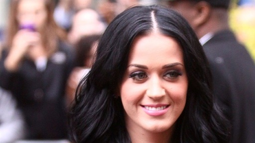 Katy Perry Reacts to Darren Criss' 'Teenage Dream' Performance O Video