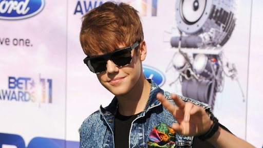 It's Bieber Fever At The 2011 BET Awards Video