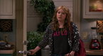 Melissa & Joey - Moment: Text and Drive