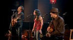 Norah Jones: That's the Way That the World Goes Round (Live in 2004)