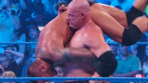 Randy Orton vs. Kane (Street Fight) Video