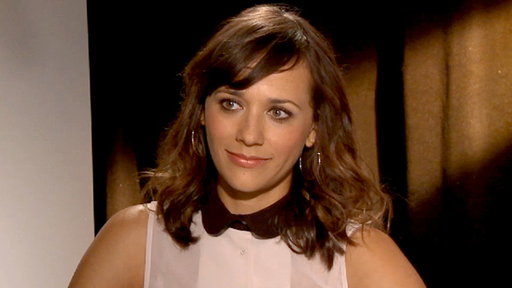 Rashida Jones Talks Playing a Lesbian in 'Our Idiot Brother' Video
