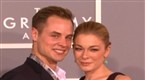 Rimes&rsquo; Hubby Files for Divorce