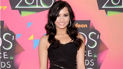 2010 Kids' Choice Awards: Demi Lovato, Joe Jonas Is 'Amazing' an Video