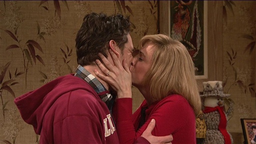 Kissing Family Video