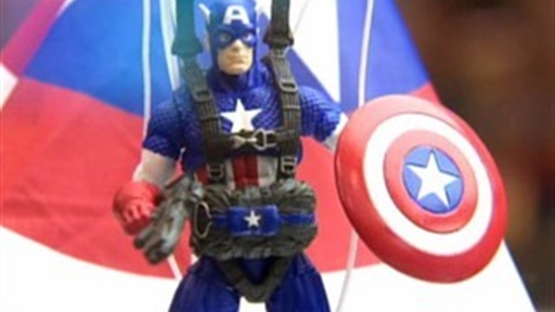 Blair Butler Visits New York Comic Con