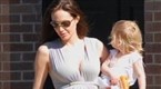 Hollywood News: Angelina's Baby Bump Fashion